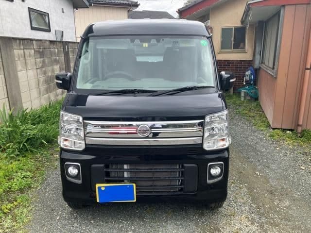 NISSAN