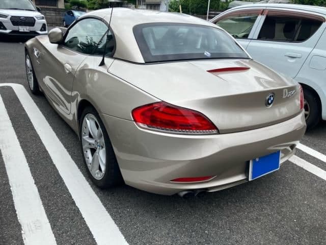 Car thumbnail 4