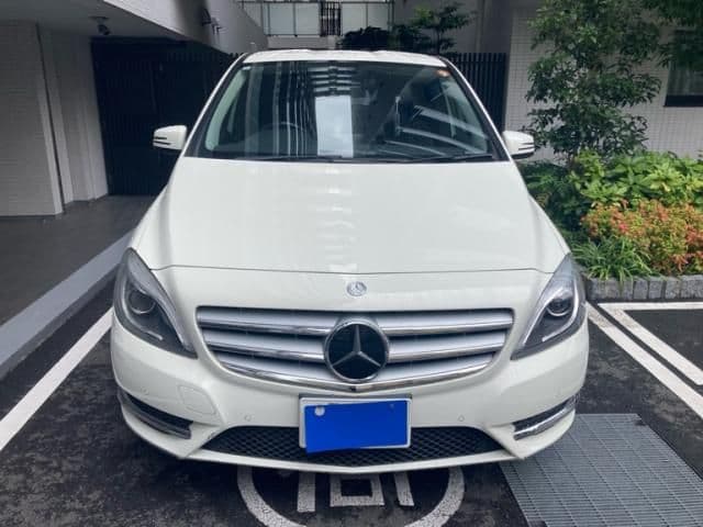 MERCEDES BENZ