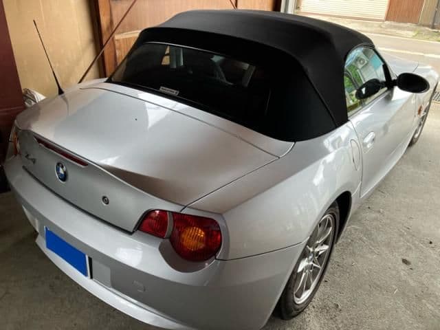 Car thumbnail 2
