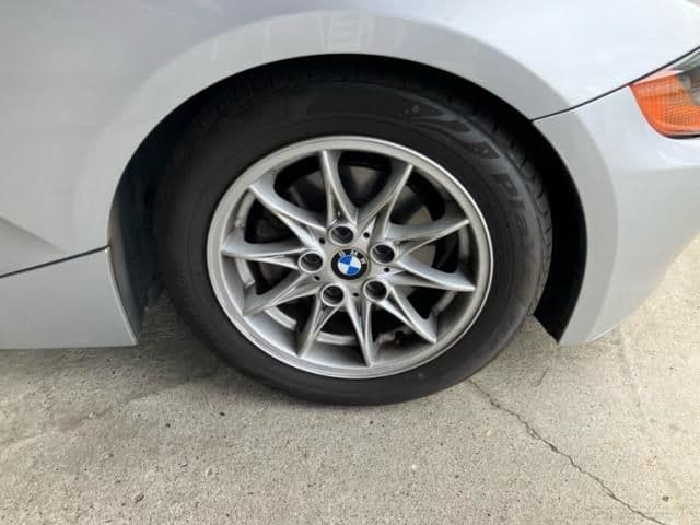 Car thumbnail 4