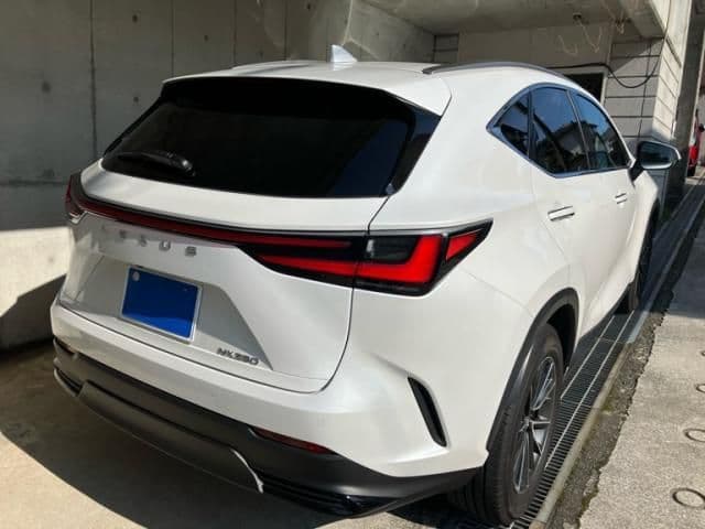Car thumbnail 4