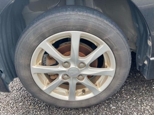 Car thumbnail 3