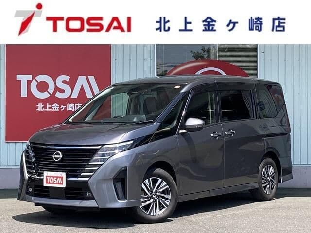 NISSAN