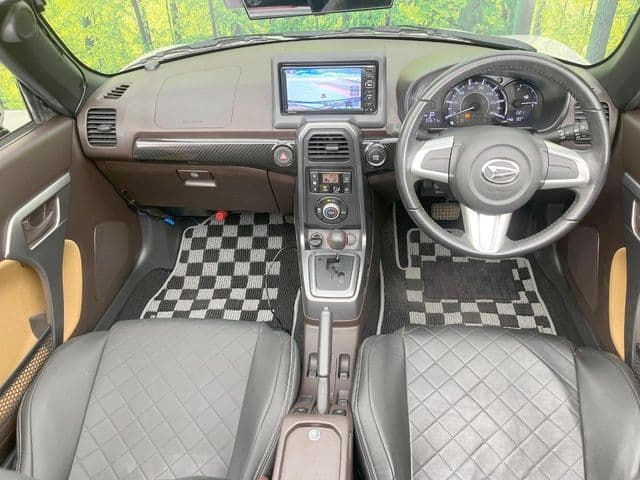 Car thumbnail 2