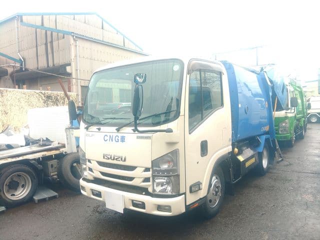 ISUZU