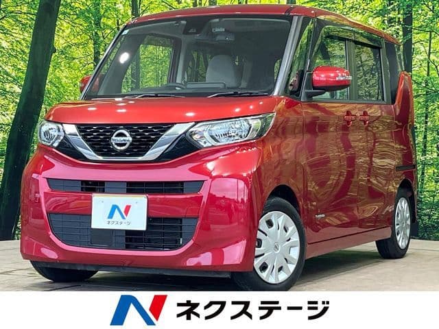 NISSAN
