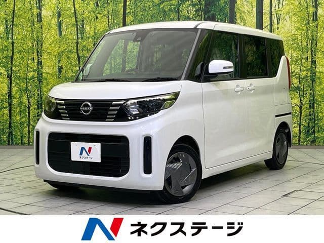 NISSAN