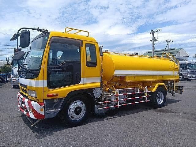ISUZU