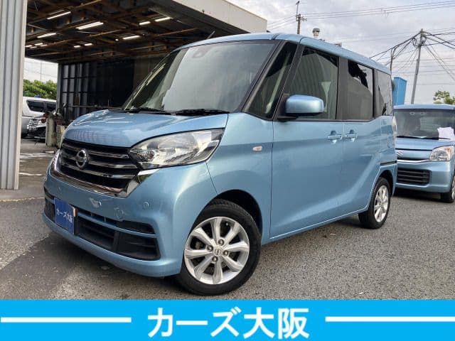 NISSAN