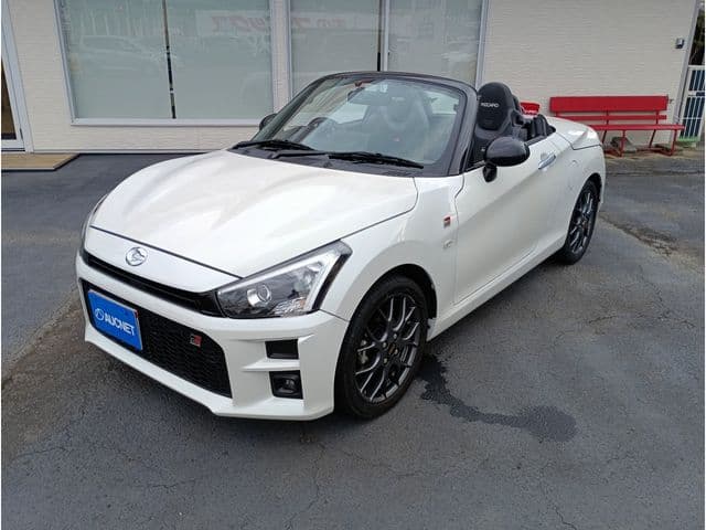 Car thumbnail 4