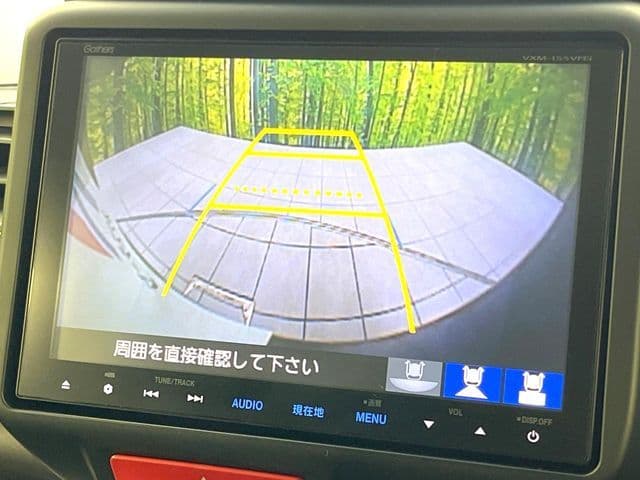 Car thumbnail 4