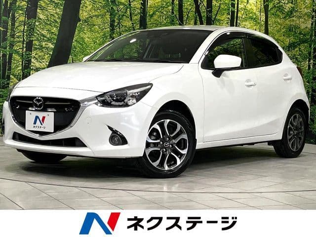 MAZDA DEMIO 4WD