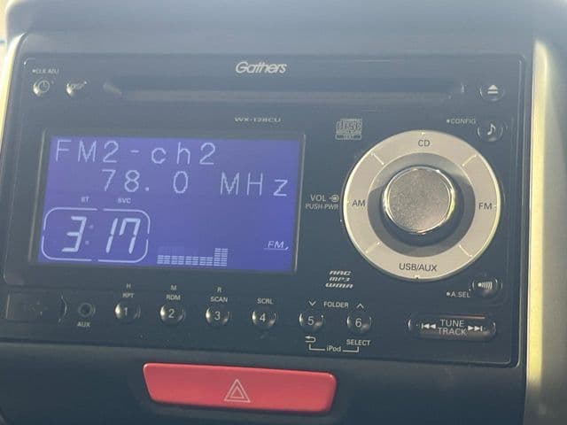 Car thumbnail 3