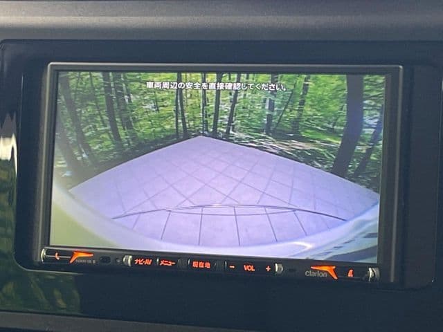 Car thumbnail 4