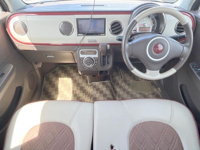 Car thumbnail 2