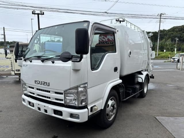 ISUZU