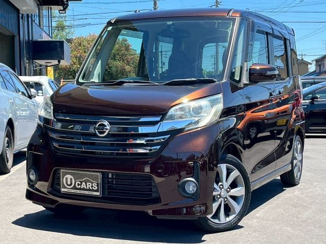NISSAN