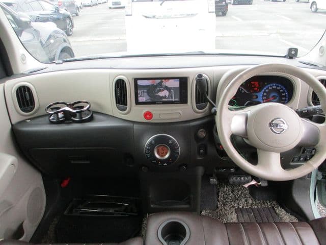 Car thumbnail 2