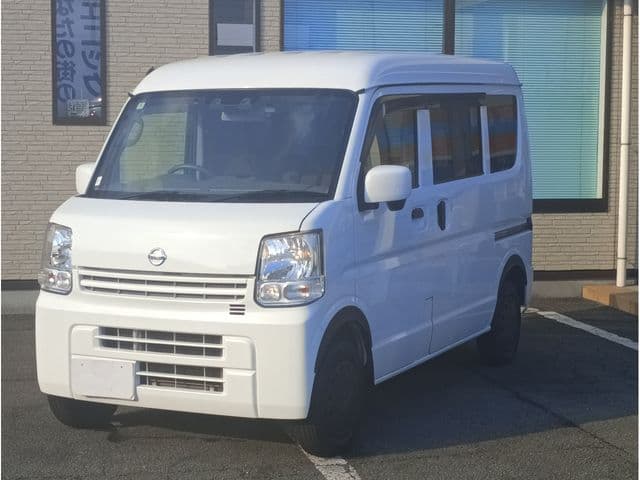 NISSAN