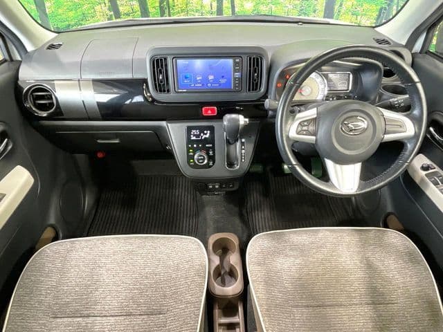 Car thumbnail 2