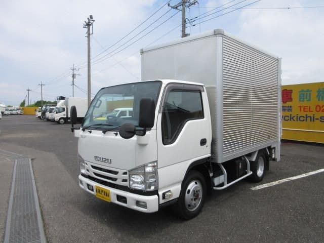ISUZU