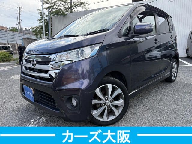 NISSAN