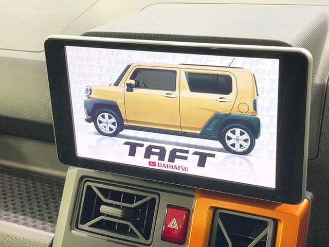 Car thumbnail 3