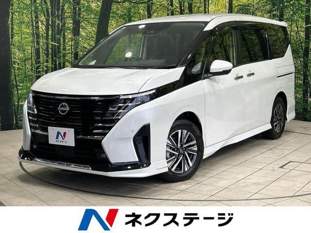 NISSAN