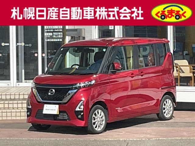 NISSAN ROOX 4WD