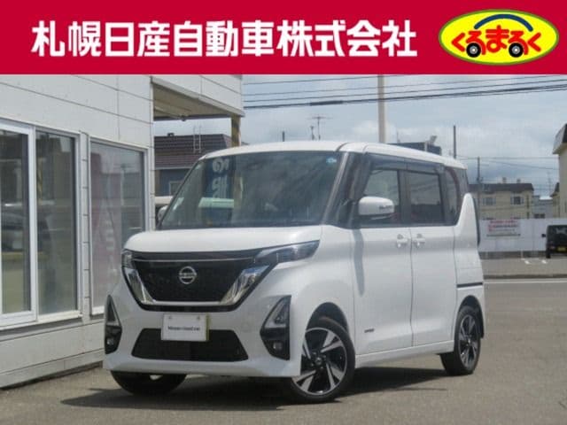 NISSAN ROOX 4WD