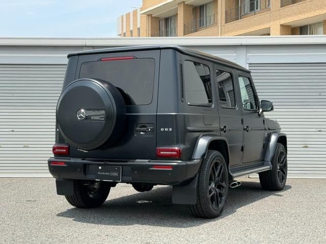 Car thumbnail 3