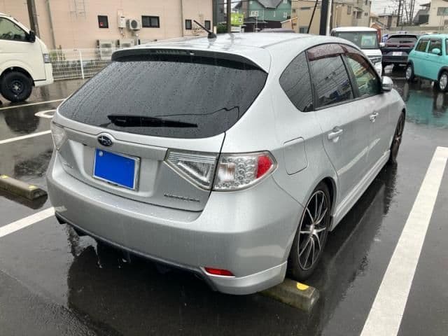 Car thumbnail 4