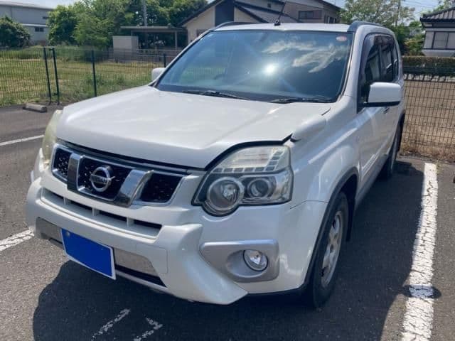 NISSAN