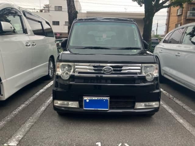 Car image 1