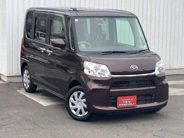 DAIHATSU TANTO 4WD