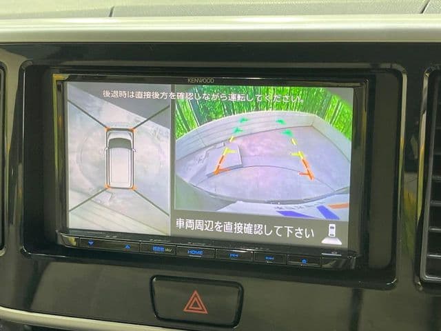 Car thumbnail 4