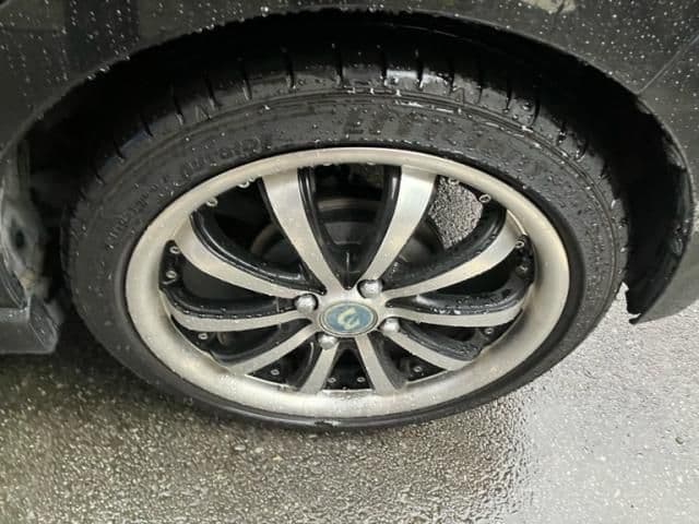 Car thumbnail 4