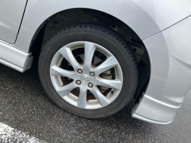 Car thumbnail 3