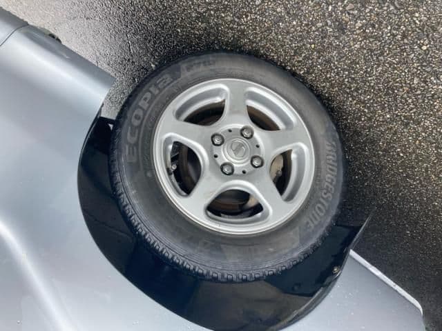 Car thumbnail 3
