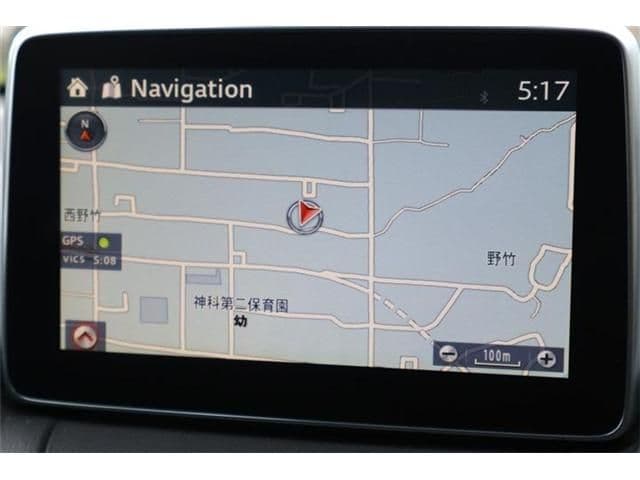Car thumbnail 3