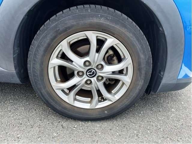 Car thumbnail 4