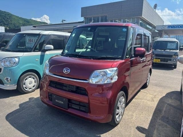 DAIHATSU TANTO 4WD
