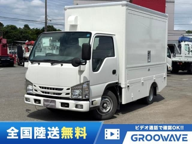 ISUZU