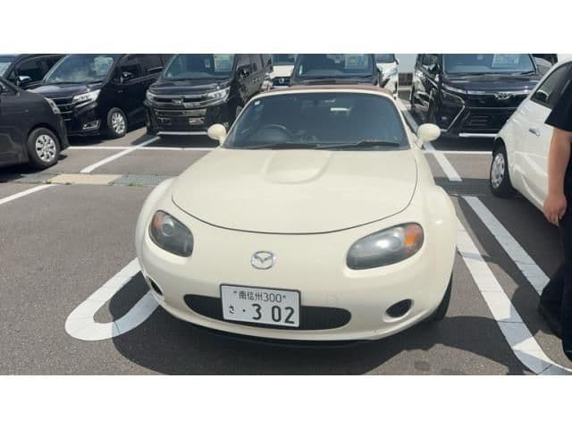 Car thumbnail 2