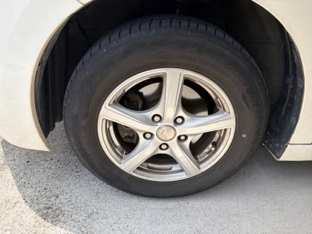 Car thumbnail 4