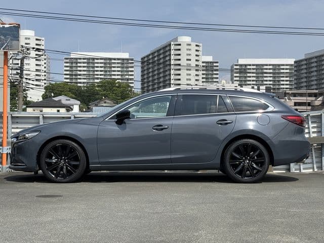 Car thumbnail 4