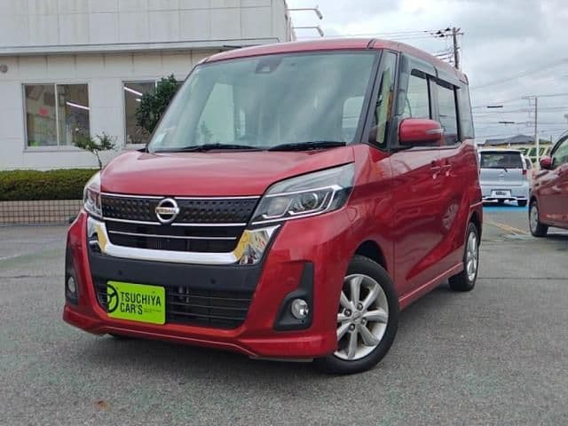 NISSAN