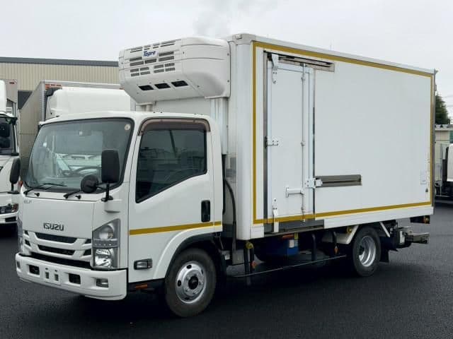 ISUZU