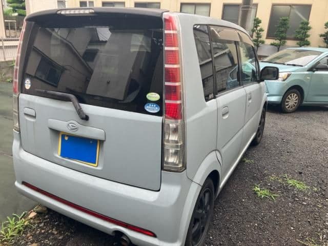 Car thumbnail 3
